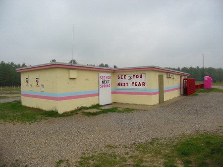 Cherry Bowl Drive-In Theatre - Projection - Photo From Water Winter Wonderland